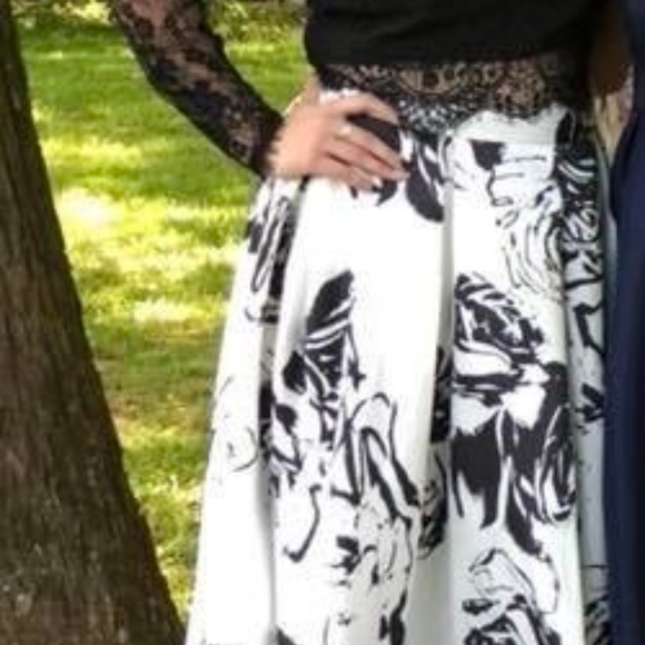 Prom dress - Picture 6 of 7